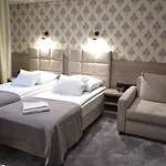 Maksymilian Hotel