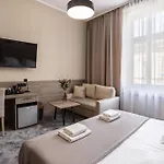 Maksymilian 3*