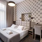 Maksymilian Otel 3*