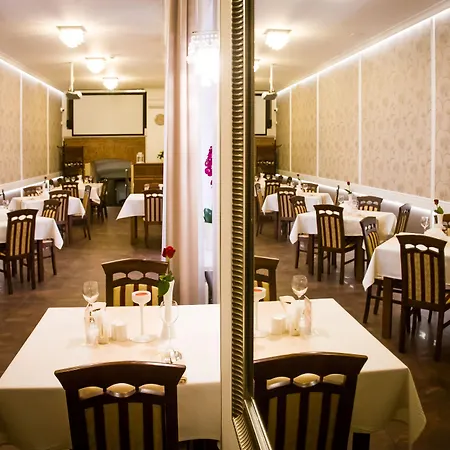 Maksymilian Hotell