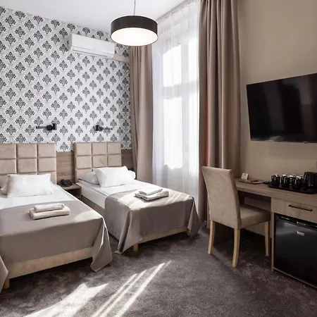 Hotell Maksymilian 3*