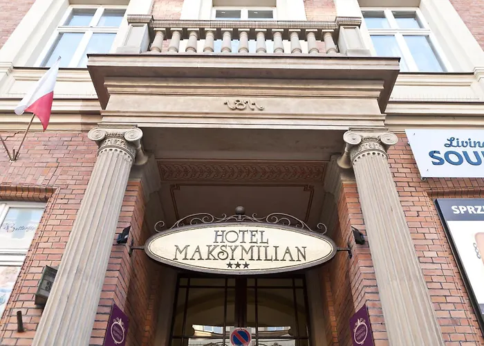 מלון Maksymilian 3*